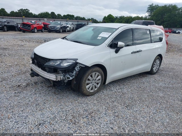 Chrysler Pacifica 2018 2C4RC1AG7JR165535 Image 2