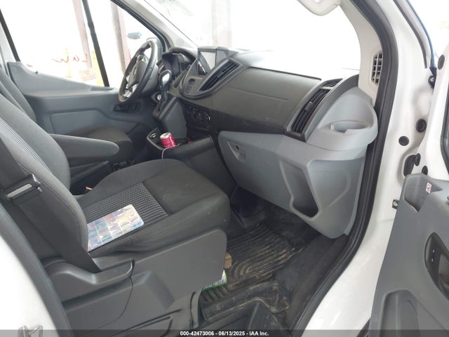 1FBZX2YM1KKB05406 Ford 2019