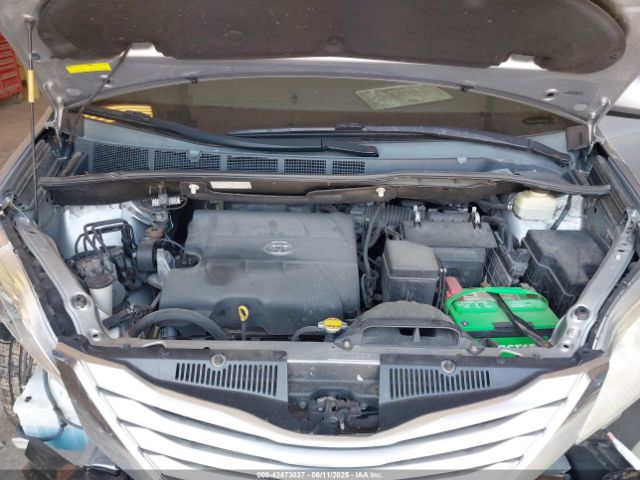 2015 TOYOTA SIENNA 5TDKK3DC2FS643769 Photo 9
