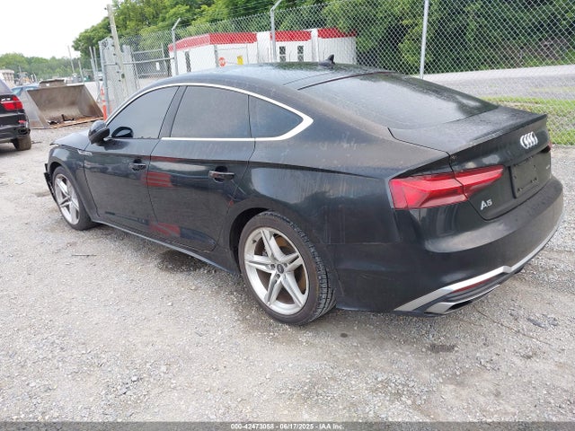 2021 AUDI A5 SPORTBACK WAUDACF53MA059334 Photo 2
