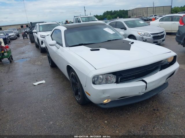 2014 DODGE CHALLENGER 2C3CDYAG8EH274548