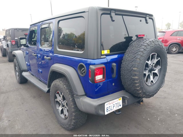 1C4HJXDG7JW235946 Jeep Wrangler