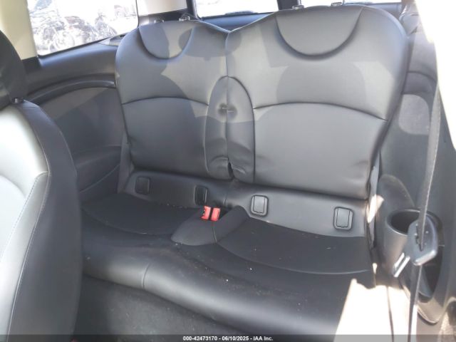 2011 MINI COOPER S CLUBMAN WMWZG3C51BTY36927 Photo 7