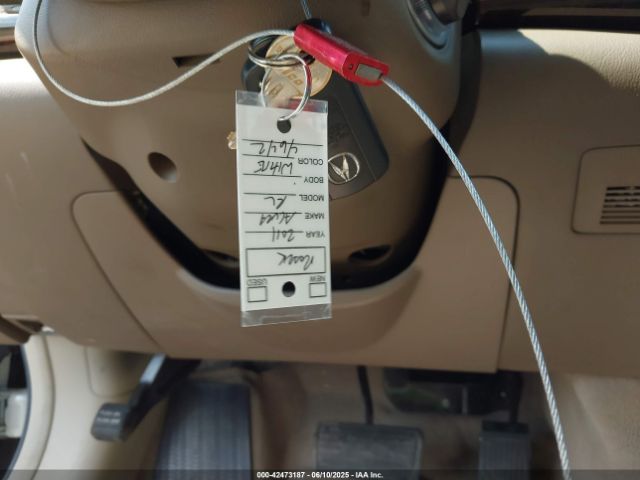 2011 ACURA RL JH4KB2F64BC000593 Photo 10