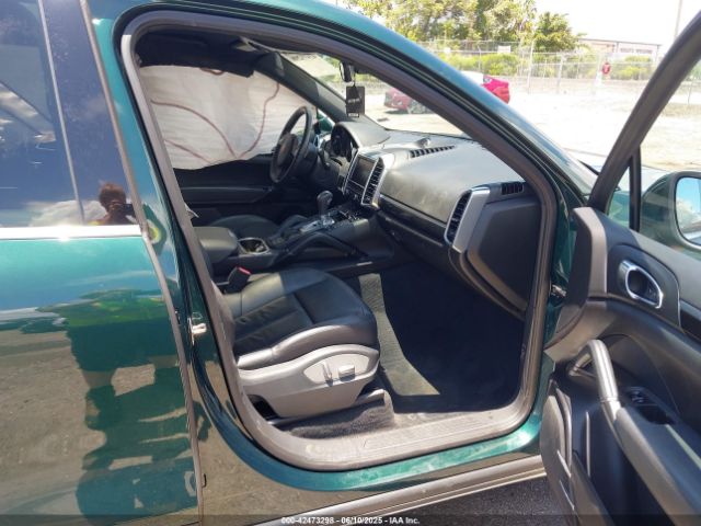 2014 PORSCHE CAYENNE WP1AA2A21ELA06570 Photo 4