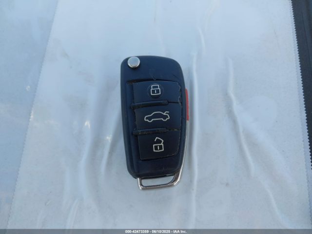 2012 AUDI A3 WAUBEAFM1CA109394 Photo 10