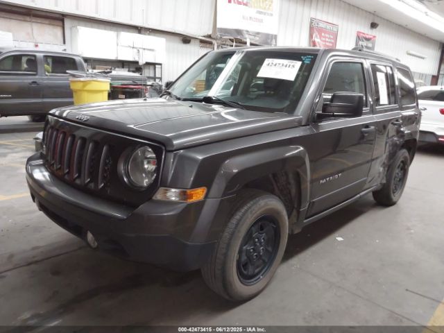 1C4NJPBA3GD569297 Jeep 2016