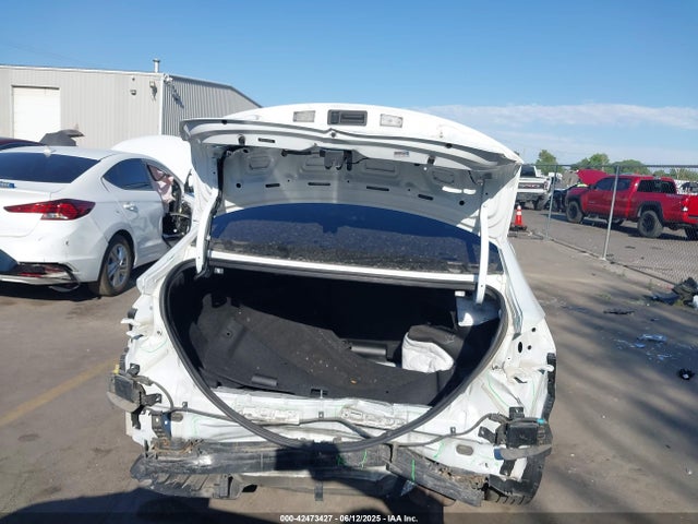 Hyundai mpi nu 2018 5NPD84LF2JH337582 Image 17