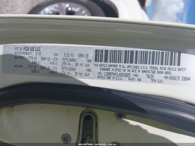 2018 RAM 1500 1C6RR7NM3JS252825 Photo 8
