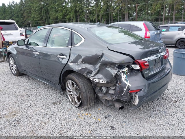 JN1BY1ARXFM562111 Infiniti 2015