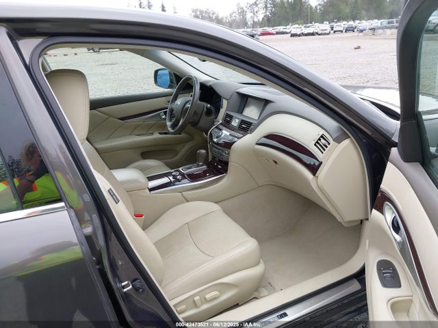 JN1BY1ARXFM562111 Infiniti 2015