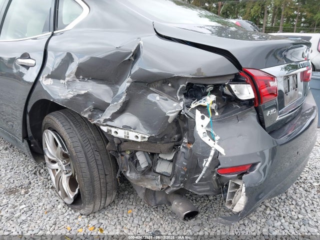JN1BY1ARXFM562111 Infiniti 2015