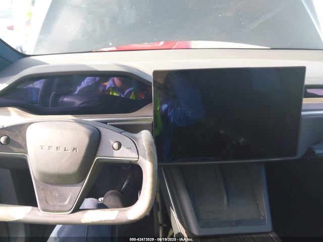 7SAXCBE52PF376297 Tesla 2023