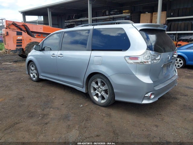 5TDXK3DC5FS542375 Toyota 2gr-fks