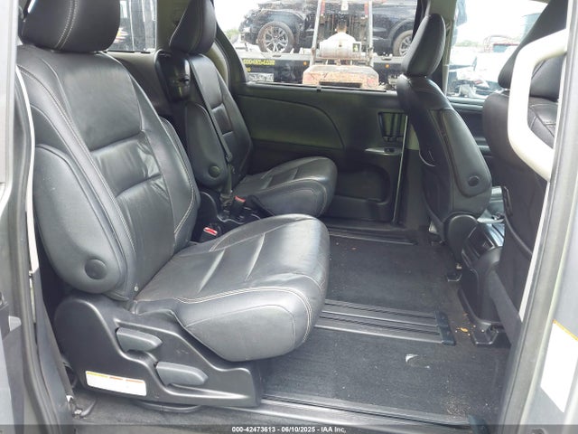 5TDXK3DC5FS542375 Toyota 2gr-fks