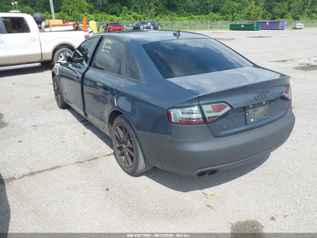 2011 AUDI A4 WAUAFAFL7BN049807 Photo 2