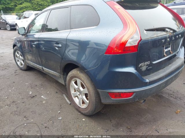2011 VOLVO XC60 YV4952DZ7B2200908 Photo 2