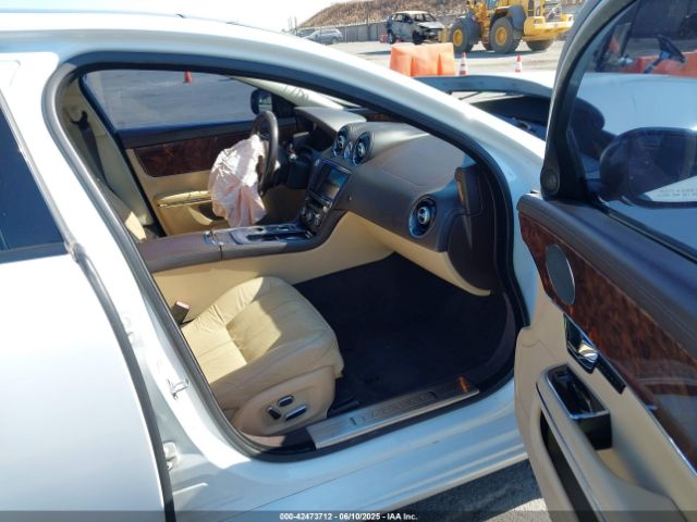 2012 JAGUAR XJ SAJWA1CB6CLV34389 Photo 4