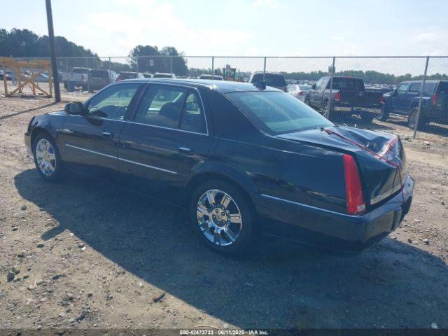 2011 CADILLAC DTS 1G6KP5ESXBU146075 Photo 2