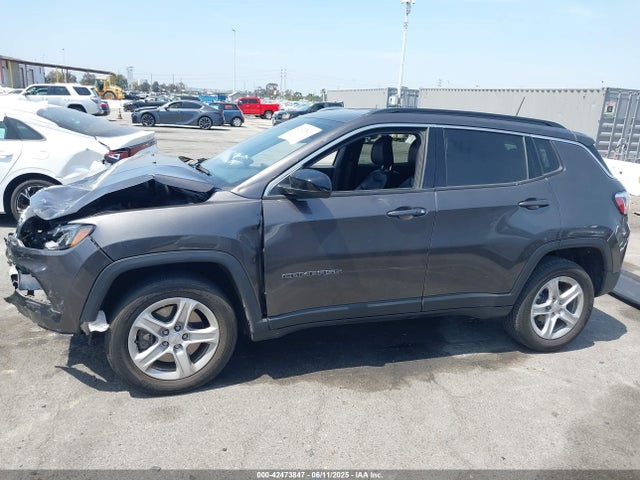 3C4NJDBN7PT533642 Jeep 2023