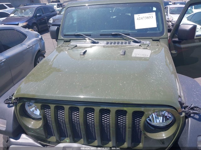 1C4HJXDG7MW856138 Jeep 2021