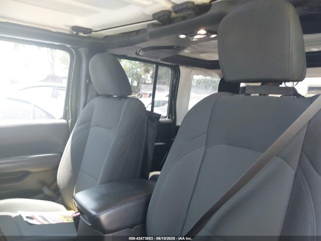 1C4HJXDG7MW856138 Jeep 2021