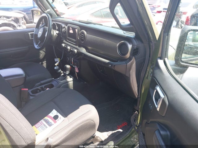 1C4HJXDG7MW856138 Jeep 2021