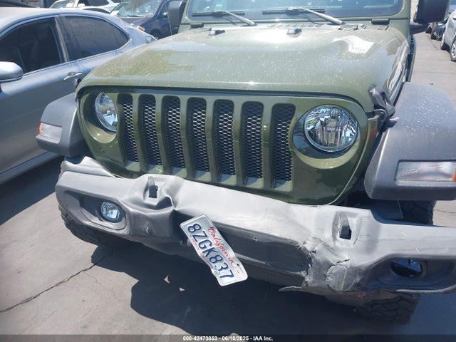1C4HJXDG7MW856138 Jeep 2021