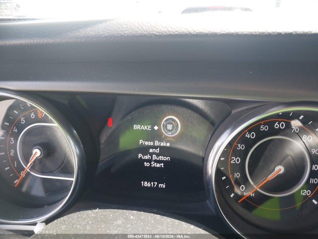 1C4HJXDG7MW856138 Jeep 2021