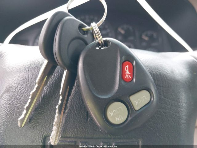 2002 GMC YUKON XL 1500 3GKEC16Z02G309317 Photo 10