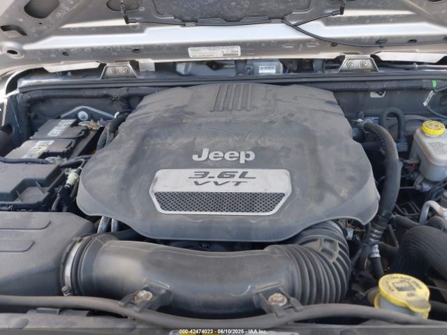 2013 JEEP WRANGLER UNLIMITED 1C4BJWDG4DL676455 Photo 9