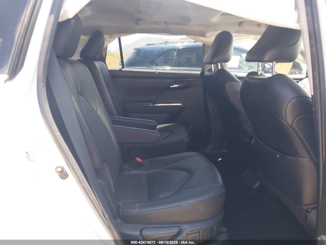 5TDGARAH8NS514686 Toyota a25a-fxs, 5nm