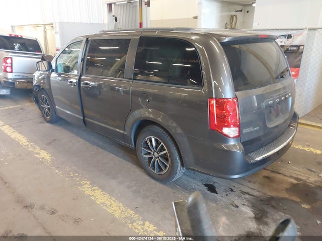 2C4RDGEG9JR345769 Dodge Grand Caravan