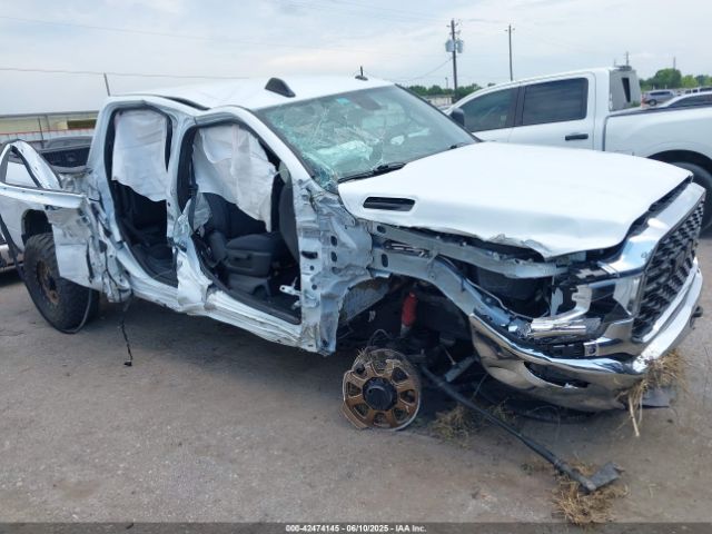 2022 RAM 2500 3C6UR5DLXNG436311