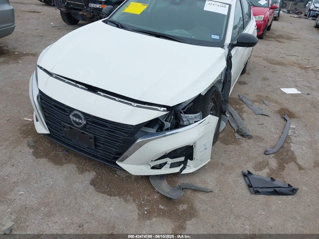 Nissan 2024 2024 1N4BL4BV1RN424924 Image 2