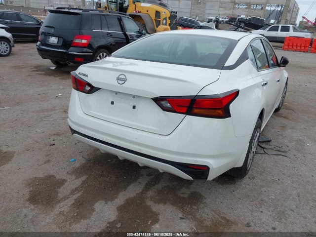 Nissan 2024 2024 1N4BL4BV1RN424924 Image 4