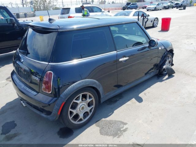 2006 MINI COOPER S WMWRE33596TJ35502 Photo 3