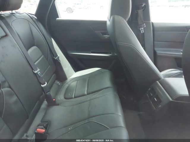 2018 JAGUAR XF SPORTBACK SAJBP2FV8JCY66615 Photo 7