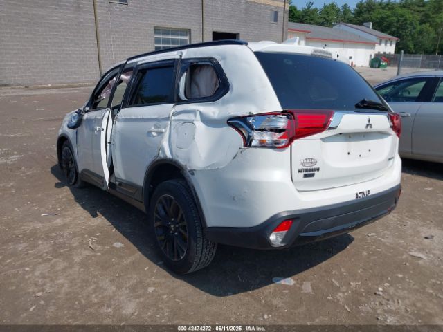 2018 MITSUBISHI OUTLANDER JA4AZ3A38JZ034988 Photo 2
