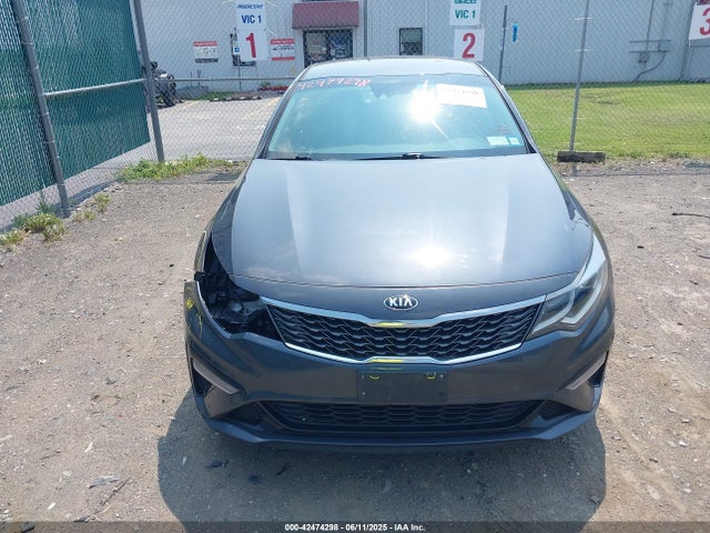 5XXGT4L33KG285104 KIA Optima Lx