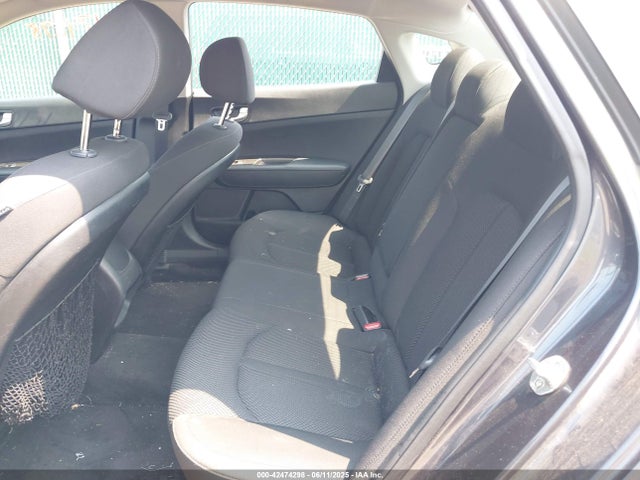 5XXGT4L33KG285104 KIA Optima Lx