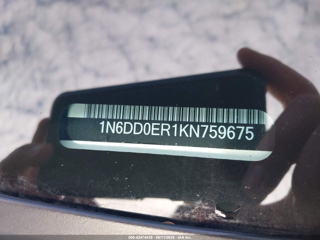 Nissan 2019 2019 1N6DD0ER1KN759675 Image 9