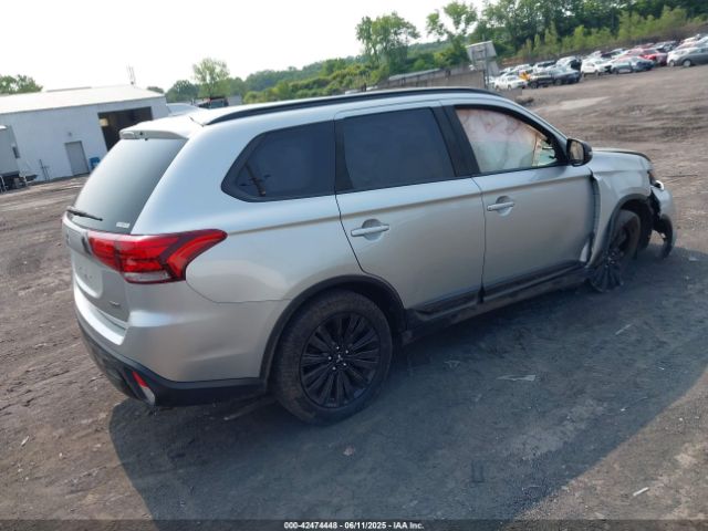 2020 MITSUBISHI OUTLANDER JA4AZ3A34LZ004714 Photo 3