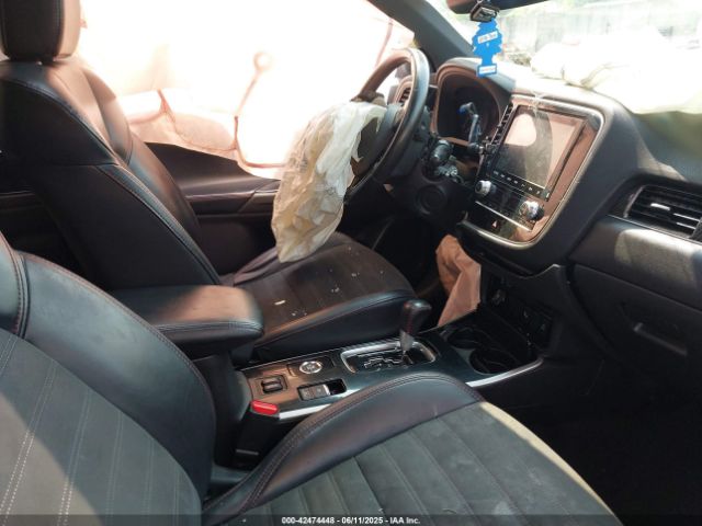 2020 MITSUBISHI OUTLANDER JA4AZ3A34LZ004714 Photo 4