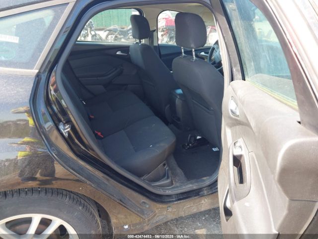 1FADP3K2XFL277491 Ford FOCUS SE