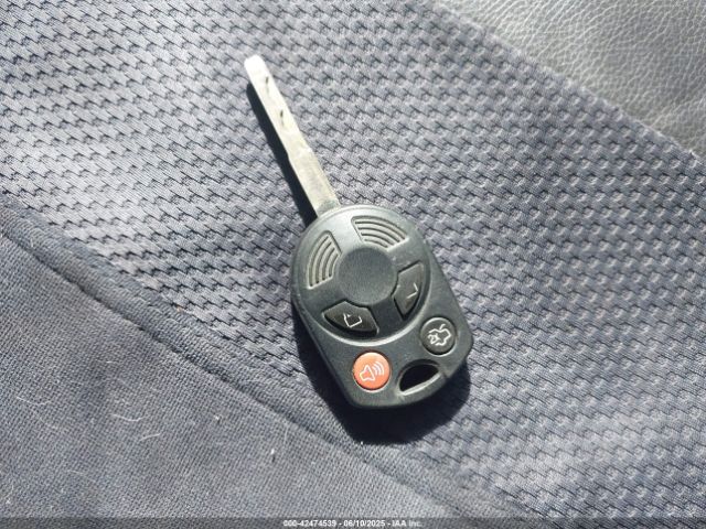 1FADP3K28FL287307 Ford FOCUS SE