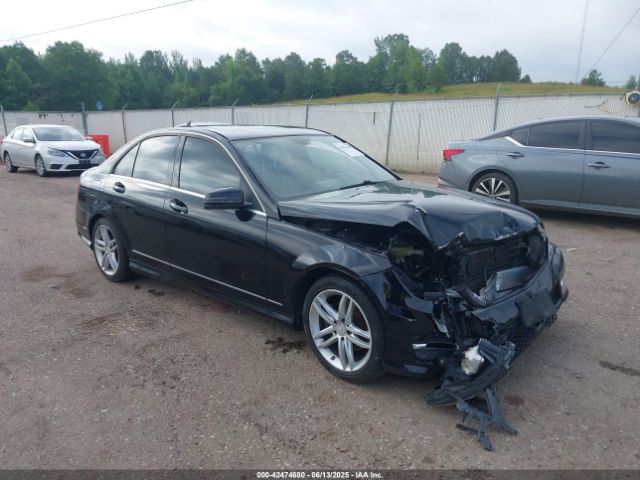 2014 MERCEDES-BENZ C 250 WDDGF4HBXEA961769