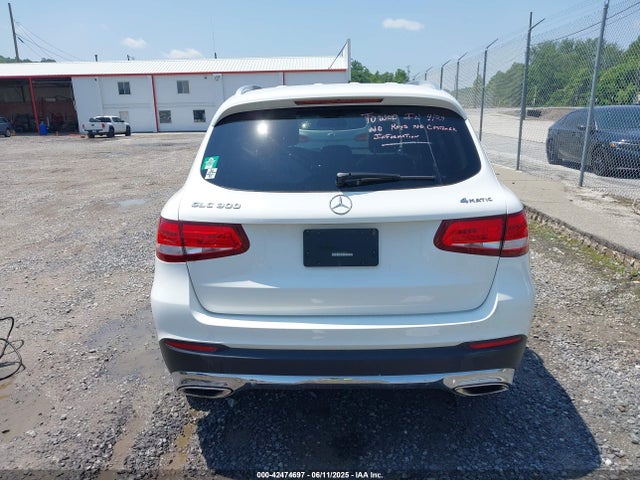 WDC0G4KB3JV014023 Mercedes-Benz m274