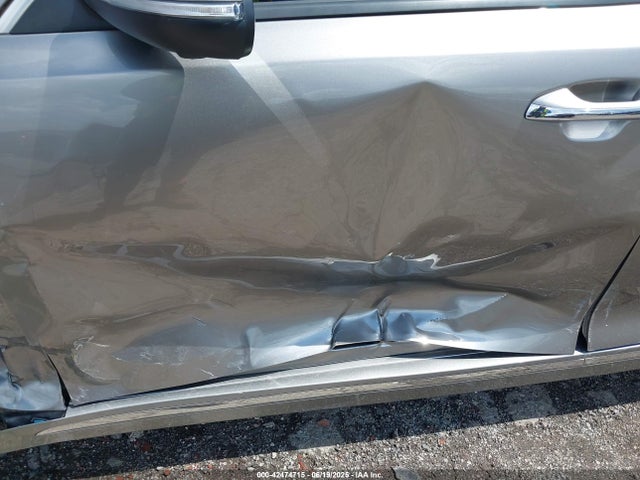 5XXGV4L27JG206811 KIA Optima Sx Turbo