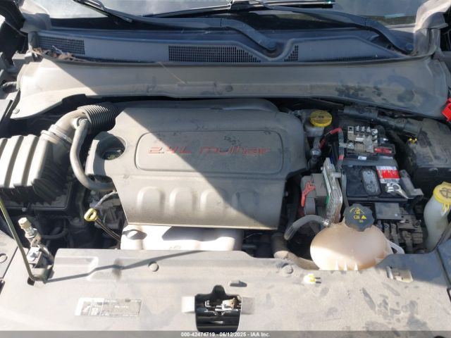 3C4NJCAB8KT652360 Jeep 2019